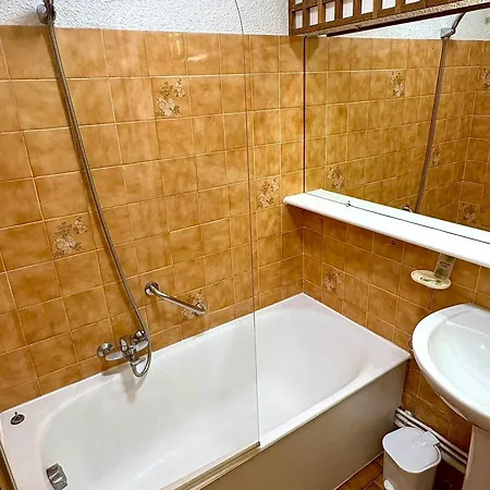 8 Personnes Avec Kitchenette Et Wi-fi A - Fr-1-827-5 *